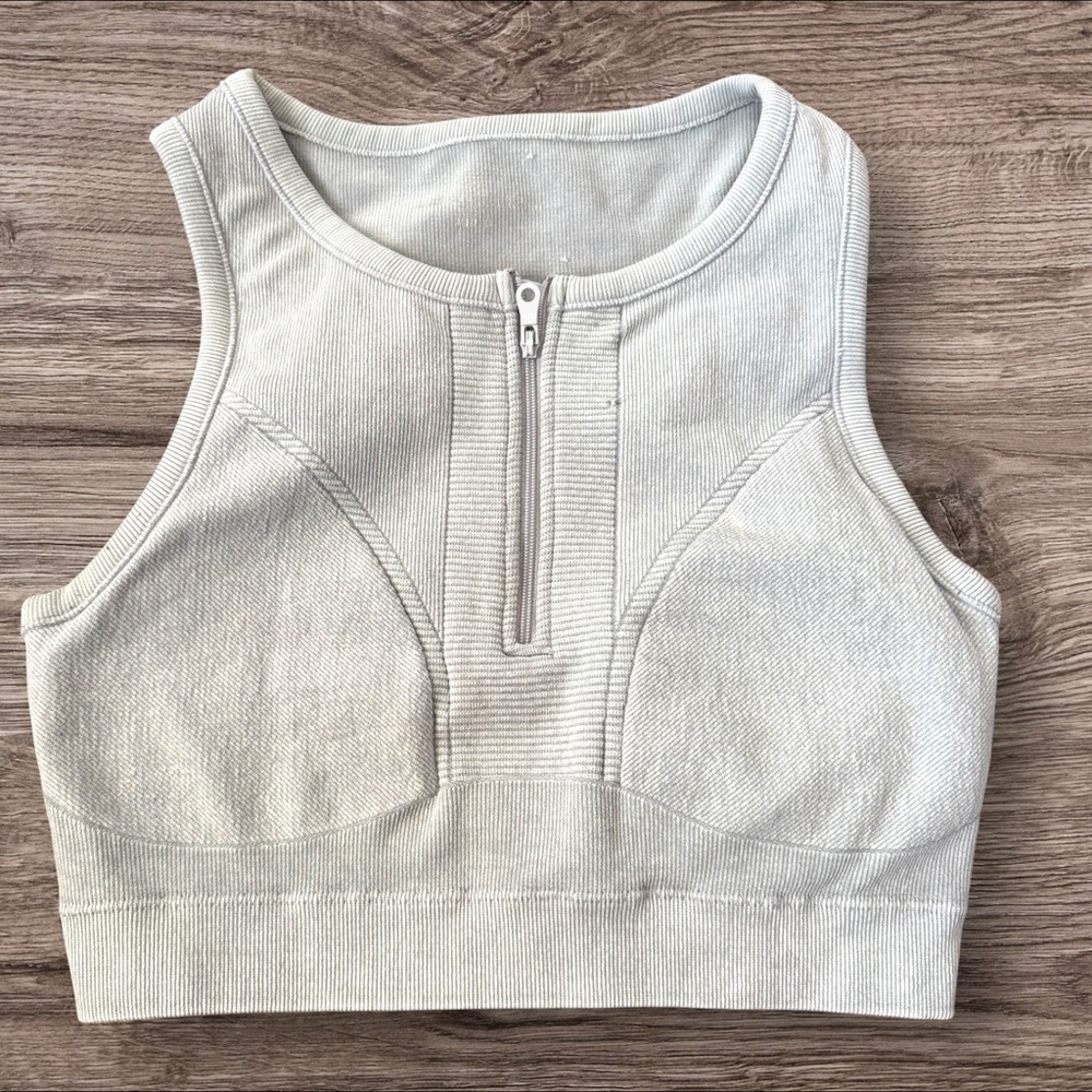 Aerie Light Gray Zip sports bra athletic top size M